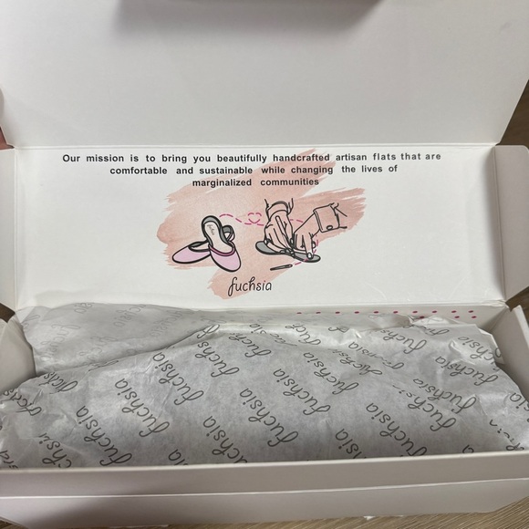 Fuchsia NIB "Portia" Blue and Tan Flats with Embroidery and Suede, Size 10 WIDE - Picture 7 of 8